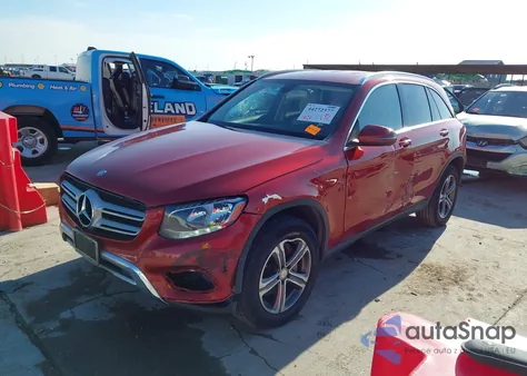 2016 Mercedes-Benz Glc 300 from USA, damaged, VIN WDC0G4JB1GF005535